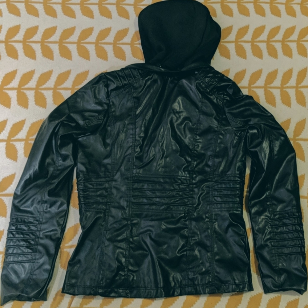 Faux leather jacket - ADJUSTABLE SIZE! - NWOT - Picture 7 of 8